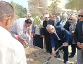 رئيس جامعة الأزهر يدشن ماراثون للطلاب ويشارك في زراعة أشجار مثمرة للحفاظ على البيئة