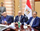 وزير التربية والتعليم ومحافظ الشرقية يلتقيان بعدد من أعضاء مجلس النواب بالمحافظة لاستعراض رؤية الوزارة لمواجهة التحديات التي تواجه المنظومة التعليمية