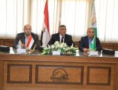 محافظ الجيزة يجتمع بنواب شمال الجيزة والوراق وأوسيم ومنشأة القناطر وكرداسة لبحث عدد من الملفات بنطاق تلك الدوائر