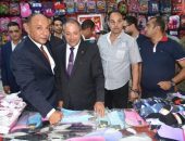 محافظ بورسعيد يفتتح معرض ” أهلٱ مدارس ” الذي يقيمه حزب الشعب الجمهوري ببورسعيد