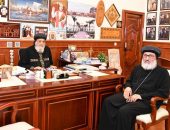 قداسة البابا يستقبل نيافة الأنبا رويس