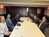 وزير الخارجية يلتقي برئيس جامعة الأمم المتحدة في طوكيو