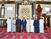 محافظ الدقهلية ومدير أمن الدقهلية يشاركان الأخوة الأقباط الإحتفال بمولد القديس مارجرجس الروماني بديره بميت دمسيس مركز أجا ويزوران مقام محمد ابن ابي بكر الصديق .