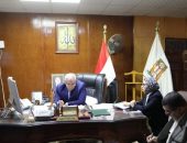 محافظ الوادي الجديد يشارك باجتماع مجلس المحافظين