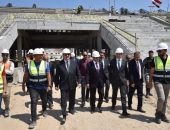 محافظ بورسعيد و رئيس مجلس إدارة شركة وادي النيل يتابعان سير العمل في إنشاء ستاد النادي المصري الجديد