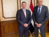 وزير الطيران المدني يلتقي الملحق الإقليمي لإدارة الجمارك وحماية الحدود الأمريكية لمنطقة الشرق الأوسط وأفريقيا لمناقشة أوجه التعاون المشترك في مجال أمن الطيران المدني.