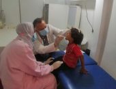 صحة المنيا :تقديم الخدمات الطبية لـ 1525 مواطناً خلال قافلة طبية  بقرية منبال  بمركز مطاى