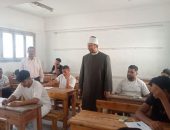 فضيلة الدكتور عبد العزيز أبو خزيمة، رئيس الإدارة المركزية،يتابع اعمال امتحانات الدور الثاني للشهادة الثانوية الأزهرية