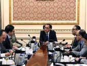 رئيس الوزراء يستعرض مع وزير الثقافة الرؤية المقترحة لتعزيز الاستثمار الثقافي