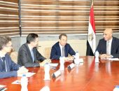 وزير التربية والتعليم يستقبل السفير الفرنسى بالقاهرة لبحث سبل تعزيز أوجه التعاون فى مجال التعليم قبل الجامعي