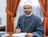 أ.د محمود الصاوي يهنئ أد صلاح العادلي                                                                   برئاسة قسم أصول الدين بجامعة الازهر