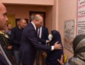 وزير العمل يقوم بزيارة مفاجئة إلى منطقة عمل بولاق الدكرور