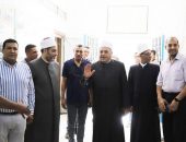 رئيس قطاع المعاهد الأزهرية يزور مركز تصحيح الثانوية الأزهرية ويؤكد على أهمية الدقة في التصحيح