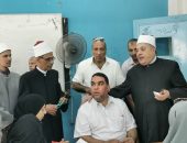 فضيلة الشيخ أيمن عبد الغني، رئيس قطاع المعاهد الأزهرية، يتفقد ، أعمال تصحيح الدور الثاني للشهادة الثانوية الأزهرية