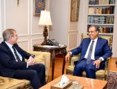 وزير الخارجية والهجرة وشئون المصريين بالخارج يستقبل المفوض البريطاني للتجارة مع أفريقيا