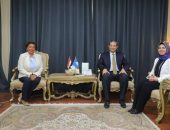 محافظ دمياط يستقبل سفيرة الدومنيكان لدى القاهرة ويتباحثان حول سُبل مد جسور التواصل لتوطيد العلاقات الثنائية بين الجانبين