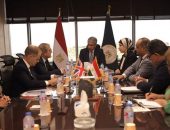 ⁠وزير السياحة والآثار يلتقي المبعوث التجاري البريطاني لأفريقيا لبحث فرص الاستثمار السياحي وتعزيز سبل التعاون المشترك