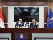 رئيس هيئة الدواء المصرية : بدأنا بتوطين ٣٠ مادة غير فعالة من أصل ٢٨٠ وتمثل أكثر من ٦٠٪؜ من الفاتورة الاستيرادية للمواد الخام غير الفعالة