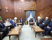 شيخ الأزهر يستقبل رئيس المجلس القومي للطفولة والأمومة لبحث التعاون المشترك