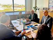 وزير التربية والتعليم يبحث مع مدير قسم السياسات  وأنشطة التعلم مدى الحياة بمنظمة “اليونسكو” تعزيز التعاون في بناء قدرات معلمي محو الأمية ودمج التعليم الرقمي في تعليم الكبار