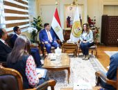 وزيرة التنمية المحلية تبحث مع وفد مؤسسة رجال الأعمال المصريين الصينيين فرص ومجالات التعاون بين الجانبين