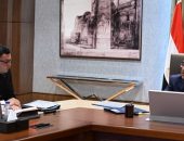 رئيس الوزراء يتابع مع وزير الإسكان عددا من ملفات عمل الوزارة
