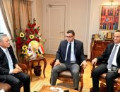 وزير الإسكان يستقبل سفير كوريا الجنوبية بالقاهرة للتهنئة بتوليه حقيبة الإسكان.. وبحث مجالات التعاون بين البلدين