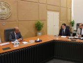 وزير الكهرباء والطاقة المتجددة يبحث مع شركة “CEE الصينية “اوجه التعاون  في مجالات التصنيع المحلي وتكنولوجيا الضخ والتخزين وتطوير الشبكة الكهربائية ونقل التكنولوجيا وزيادة نسبة المكون المحلي
