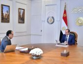 السيد الرئيس عبد الفتاح السيسي،يعقد  اجتماعاً مع الدكتور مصطفى مدبولي رئيس مجلس الوزراء