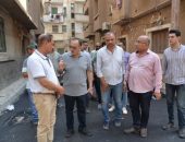 محافظ أسيوط يتفقد رصف عدد من شوارع حي شرق مدينة أسيوط