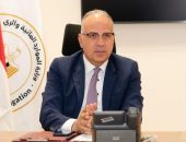 الدكتور سويلم يلتقي نخبه من اكبر خبراء الاثار والمتاحف لترميم المقتنيات التاريخيه لوزاره الري وعرضها في مبني الوزاره بالعاصمه الاداريه.