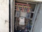 “رئيس مدينة الأقصر” يستجيب لشكاوى المواطنين من وجود كوفرية كهرباء مفتوح أمام مدرسة وادي الملكات الإبتدائية