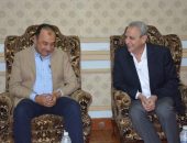 محافظ الغربية يستقبل وزير قطاع الأعمال العام داخل شركة غزل المحلة في مستهل زيارته للمحافظة
