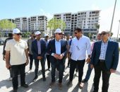 وزير الإسكان يتفقد موقف تسليم الوحدات السكنية لحاجزيها بـ”العلمين الجديدة”.. ويشدد على الالتزام بالجداول الزمنية المحددة للتسليم