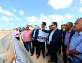 وزير الإسكان يتفقد موقف تنفيذ أعمال المرافق والطرق بالأراضى الخاضعة لولاية “هيئة المجتمعات العمرانية الجديدة” بمنطقة غرب الضبعة