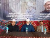 وكيل الأزهر يُكرّم العاملين المحالين للتقاعد بلجنة النظام والمراقبة للشهادة الثانوية الأزهرية