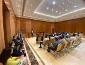 نائب وزير الخارجية والهجرة وشئون المصريين بالخارج يعقد لقاءً مع عدد من المواطنين المصريين في الأردن