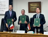 التوقيع على إتفاق للتعاون بين معهد الدراسات الدبلوماسية والسفارة الفرنسية بالقاهرة
