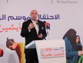محافظ بني سويف يشهد احتفالية  موسم الزراعة الخامس ضمن مشروع  “عايشين بخيرها”بالتعاون بين هيئة كير وبيبسيكو مصر