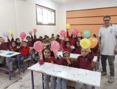 انتظام الدراسة بمدارس إدارة الخصوص التعليمية بمحافظة القليوبية وتفعيل قرارات تقليل الكثافات الطلابية بمختلف فصول مدارس الإدارة