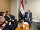 وزير الخارجية والهجرة يلتقي مع نظيره الفنزويلي