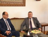 رئيس جامعة الإسكندرية يهنئ مساعد أول وزير الداخلية لغرب الدلتا بمناسبة توليه مهام منصبه الجديد
