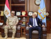 محافظ كفرالشيخ يستقبل مدير جمعية المحاربين القدماء وضحايا الحرب