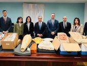 وزير الخارجية والهجرة وشئون المصريين بالخارج يتفقد القطع الأثرية المصرية المستردة في القنصلية العامة في نيويورك