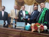 احتفالية حب لصاحبة الباقيات الصالحات وتكريم للمناقش والعائلة  بجامعة الازهر بأسيوط