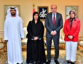 وزير الطيران المدني يلتقي سفيرة الإمارات العربية المتحدة بالقاهرة لتعزيز أوجه التعاون المشترك بين الجانبين في مجال الطيران المدني.