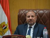 نائب رئيس جامعة الأزهر للوجه القبلي يهنئ طلاب فرع الجامعة للوجه القبلي الفائزين فى مسابقة تحدي القراءة الحرة وحصول الفرع على المركز الأول