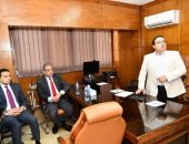 محافظ الفيوم يزور الهيئة القومية لمياه الشرب والصرف الصحي لمتابعة الموقف التنفيذي لمشروعات   “حياة كريمة”