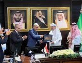 وزير السياحة والآثار يلتقي أعضاء مجلس الأعمال السعودي المصري خلال زيارته الحالية للمملكة العربية السعودية