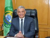 محافظ الإسماعيلية يطمئن علي السيدة هويدا حسن  المفتش بمديرية التموين و التجارة الداخلية بالإسماعيلية